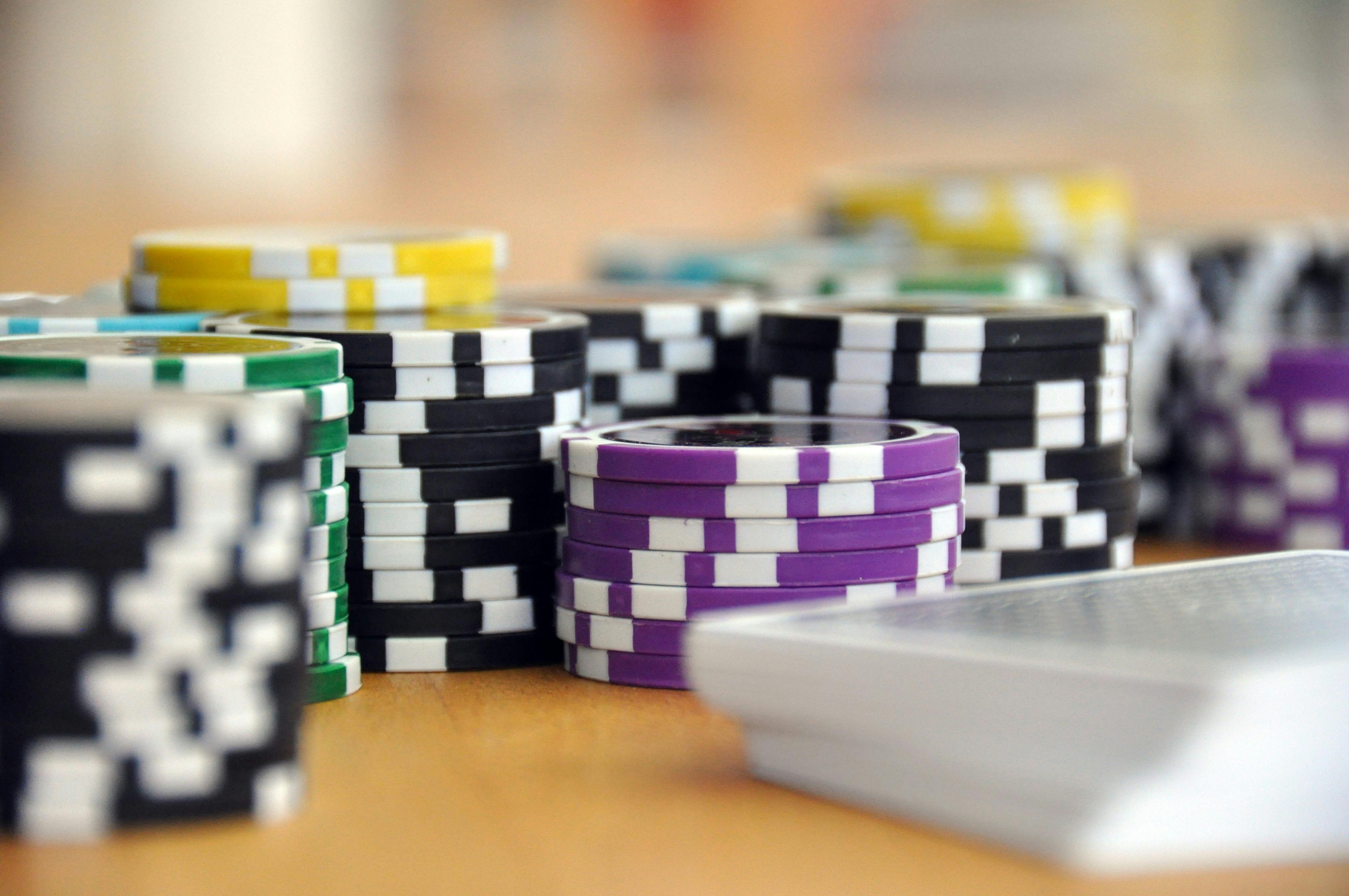 Live dealer studio broadcast during Bangkok market open